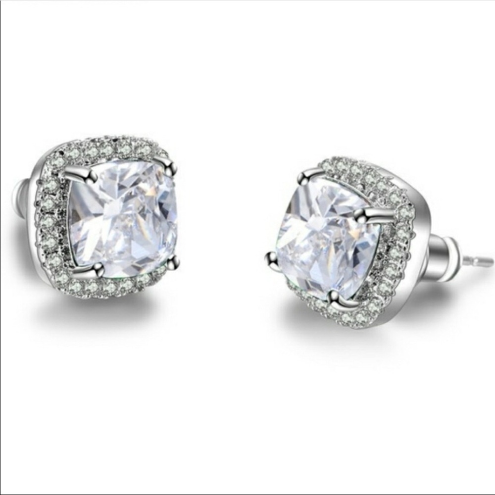 New Silver Diamond Stud Earrings - Picture 2 of 4